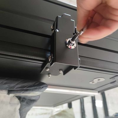 Larger Space Overland Car Rooftop Tent Vehicle Roof Tent With LED Strip Light Skyview Window