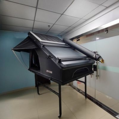 Aluminum Hard Shell Roof Top Tent Quick Setup With Water Tank And Solar Panel